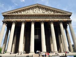 Fachada de la Iglesia de la Madeleine de París