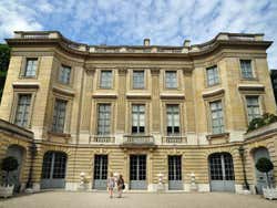 Fachada del Museo Nissim de Camondo de París